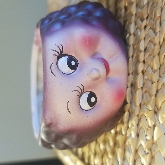 Vintage anthromorphic collectable jar. Whimsical candle. - Picture 8 of 10